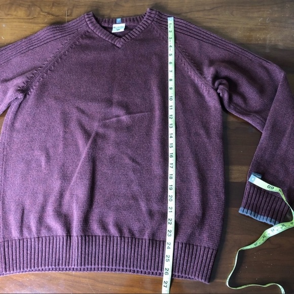 Columbia V-neck Sweater - Picture 5 of 7